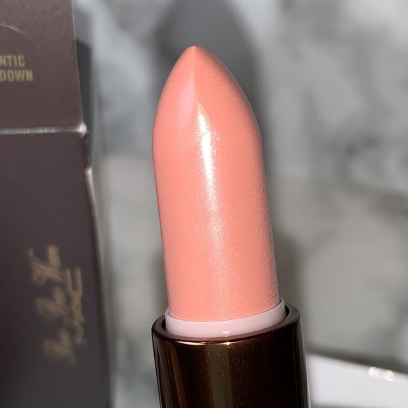NIB ROMANTIC BREAKDOWN BAO BAO WAN X MAC Lustre Lipstick MAC - Picture 8 of 17